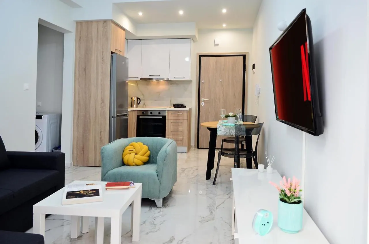 סלוניקי Ippokratio Luxury Apartment יוון