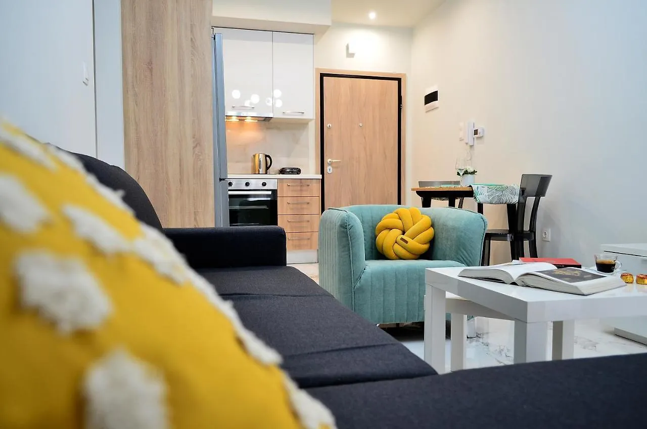 סלוניקי Ippokratio Luxury Apartment יוון